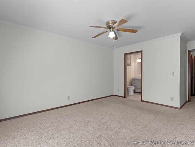 38 - 38 Se Shadow Lake Dr, Condo with 2 bedrooms, 2 bathrooms and null parking in Bartlesville OK | Image 15