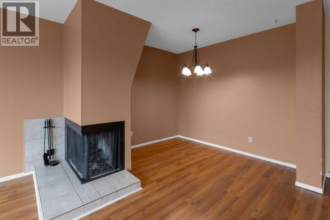 116 Silver Crest Dr Nw, Townhouse with 3 bedrooms, 2 bathrooms and 1 parking in Calgary AB | Image 13