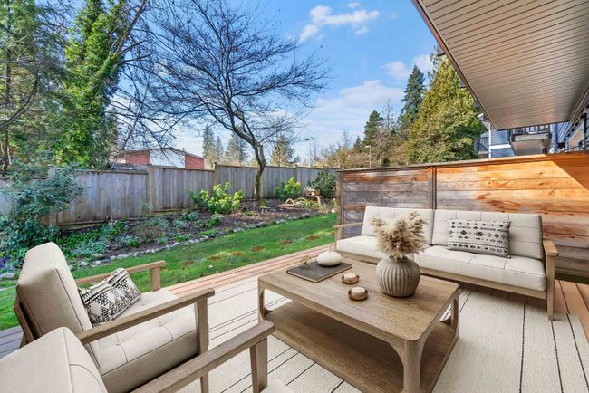 2605 Fromme Road, Townhouse with 4 bedrooms, 2 bathrooms and 1 parking in North Vancouver BC | Image 1