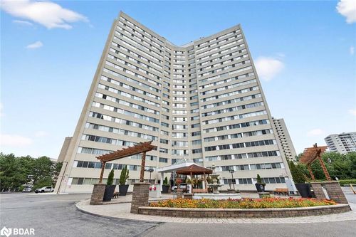 102-3695 Kaneff Cres, Mississauga, ON, L5A4B6 | Card Image