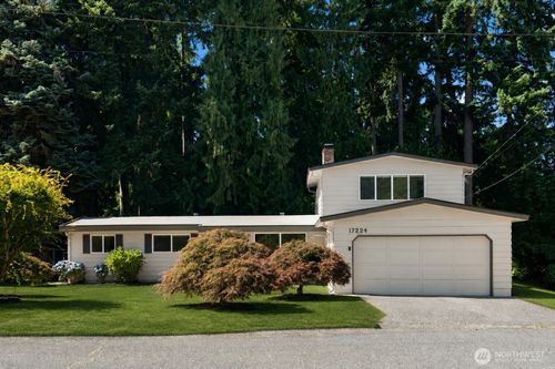 17224 61st Pl W, Lynnwood, WA, 98037-2905 | Card Image