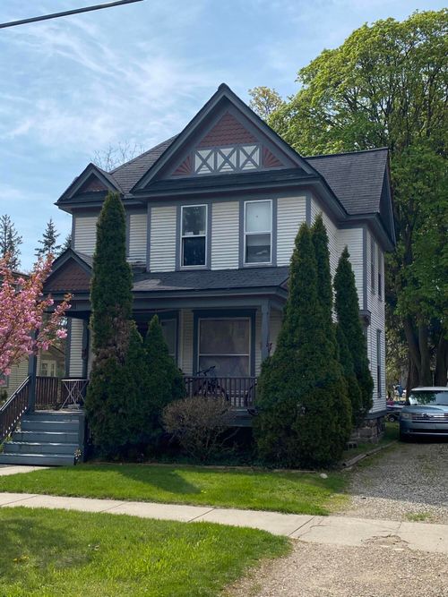 611 Minor Ave, Kalamazoo, MI, 49008-1184 | Card Image