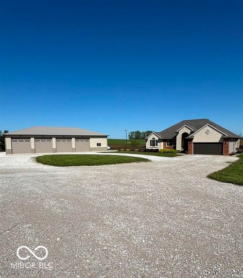 2208 E State Road 28, Attica, IN, 47918-8047 | Card Image