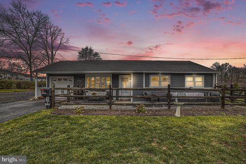 242 Brookside Rd, EAST NORRITON, PA, 19401-1374 | Card Image