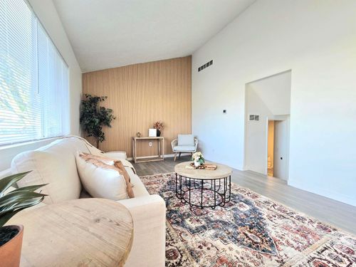 728 Nw 8th St, Meridian, ID, 83642-2403 | Card Image