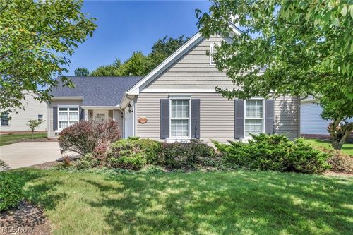 11211 Cinnamon Blvd, North Royalton, OH, 44133-2865 | Card Image