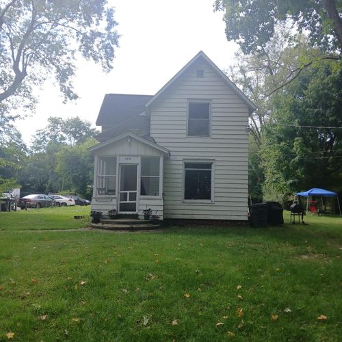 180 Emery Ave, Benton Harbor, MI, 49022 | Card Image