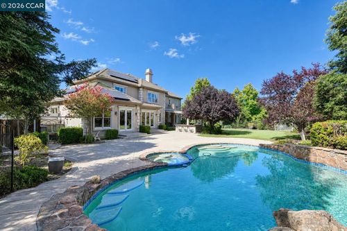 1152 Paladin Way, Pleasanton, CA, 94566-2210 | Card Image