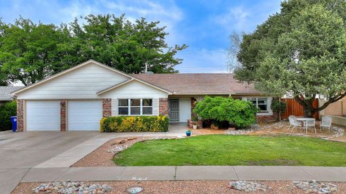 8001 Sierra Azul Ave Ne, Albuquerque, NM, 87110-2334 | Card Image