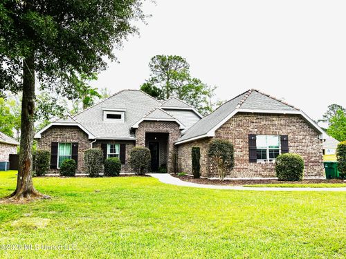 7444 Turnberry Dr, Diamondhead, MS, 39525-3818 | Card Image