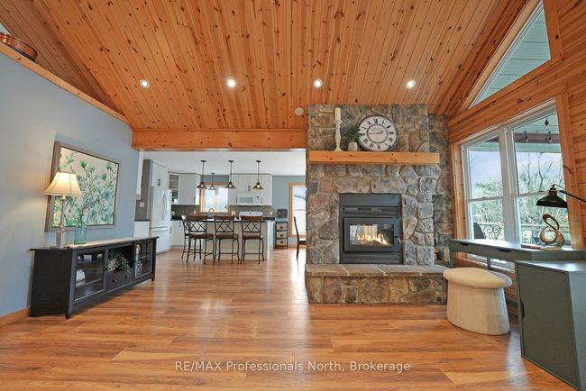 1055 Dark Lake Rd, House other with 3 bedrooms, 2 bathrooms and 6 parking in Haliburton ON | Image 19