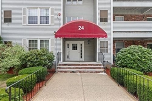apt-3-24 South St, Medford, MA, 02155-4476 | Card Image