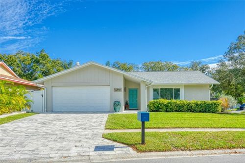 2339 Orangeside Rd, PALM HARBOR, FL, 34683-3347 | Card Image