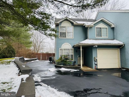 101 Sarahs Ln, HORSHAM, PA, 19044-1976 | Card Image