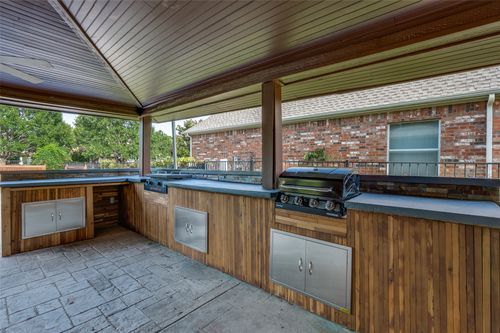 1001 Cheyenne Ct, Shady Shores, TX, 76208-5114 | Card Image