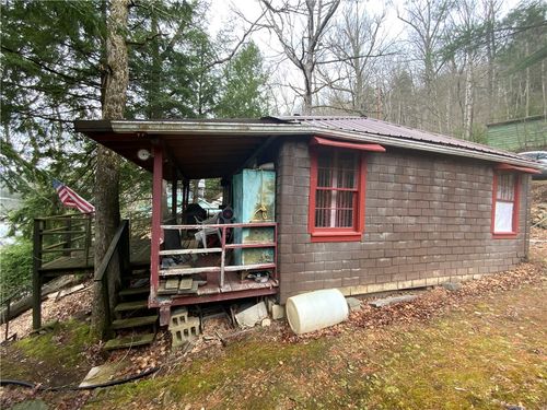 177 W Maple Ln, Clarion, PA, 16214-6427 | Card Image