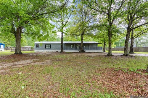 26800 Kelli Dr, Denham Springs, LA, 70726-5941 | Card Image