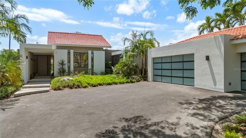 111 Dorado Bch E, Dorado, PR, 00646-2092 | Card Image