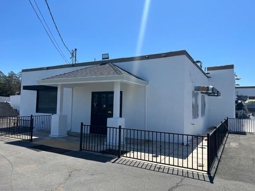 6880 West Ln, Stockton, CA, 95210-3309 | Card Image