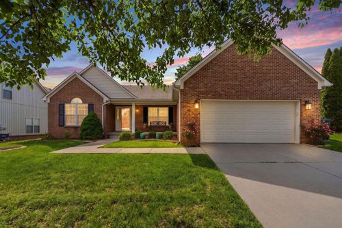 3136 Majestic View Walk, Lexington, KY, 40511 | Card Image