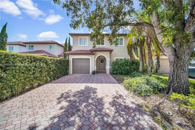 12070 Sw 135th Ter, House other with 4 bedrooms, 2 bathrooms and null parking in Miami FL | Image 1