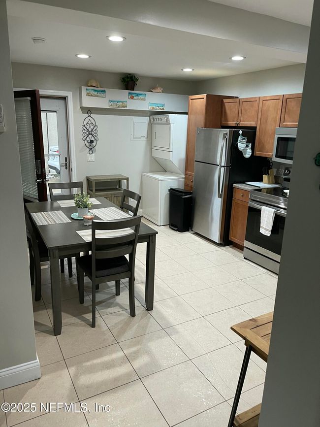 1st floor kitchen/dining | Image 83