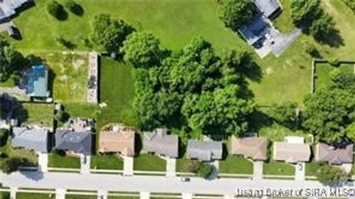 3414 Charlestown Pike, Jeffersonville, IN, 47130-8168 | Card Image