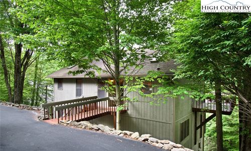 300 Overbrook Trl, Beech Mountain, NC, 28604-8146 | Card Image