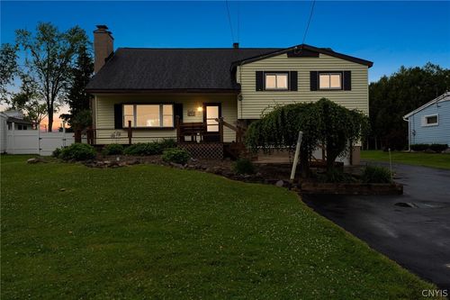 9 Foxberry Lane, Clay, NY, 13090 | Card Image