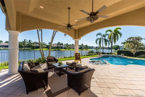 2726-2726 Meadowood Dr, Weston, FL, 33332-3438 | Card Image