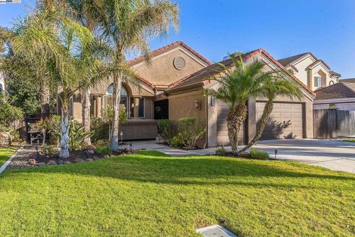 1995 Edgeview Way, Discovery Bay, CA, 94505-9283 | Card Image