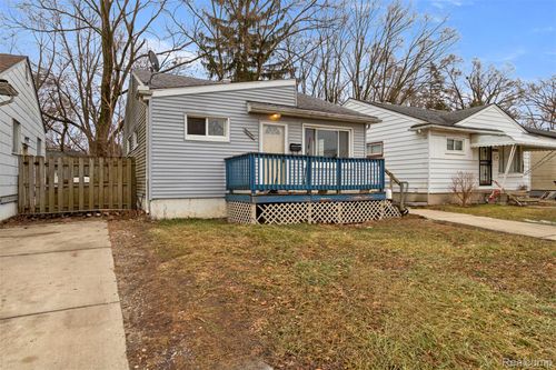 16186 Fenton St, Detroit, MI, 48219-3632 | Card Image