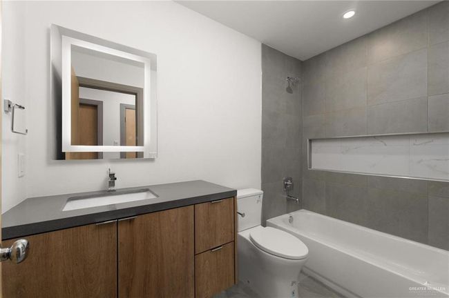 Second Bathroom | Image 15
