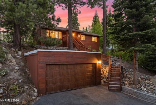 111 Roxanne Ct, Stateline, NV, 89449 | Card Image