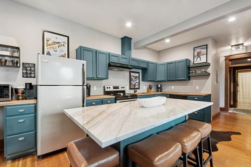 apt-2d-301 2nd St E, Whitefish, MT, 59937-2471 | Card Image