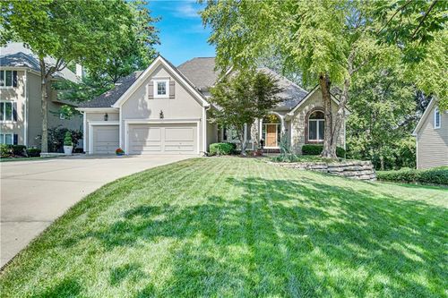 4908 W 131st Ter, Leawood, KS, 66209-3452 | Card Image