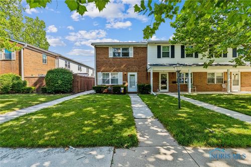u-2a-1724 Queenswood Dr, Findlay, OH, 45840-6800 | Card Image