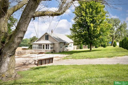 8264 Cedar Island Road, Bellevue, NE, 68147 | Card Image