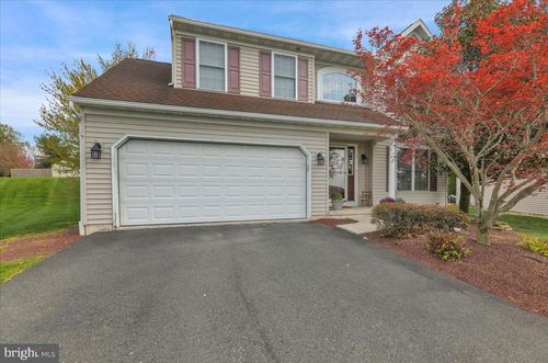 6 Laurel Woods Dr, READING, PA, 19607-9539 | Card Image