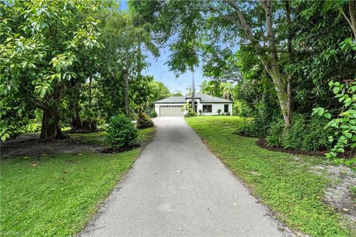1471 19th St Sw, Naples, FL, 34117-4441 | Card Image