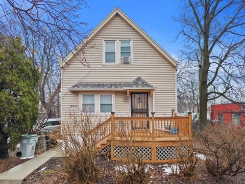 2010 N 31st St, Milwaukee, WI, 53208-1961 | Card Image