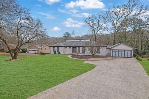 9785 La View Cir, Roswell, GA, 30075-4630 | Card Image