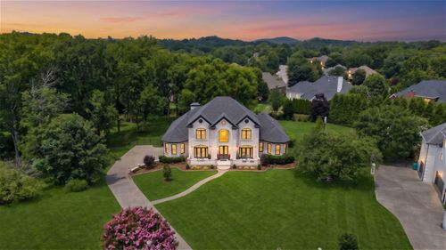 9614 Deer Track Ct, Brentwood, TN, 37027-8287 | Card Image