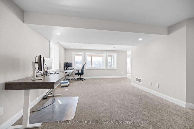 399 Longworth Ave, House other with 5 bedrooms, 4 bathrooms and 3 parking in Gloucester ON | Image 38