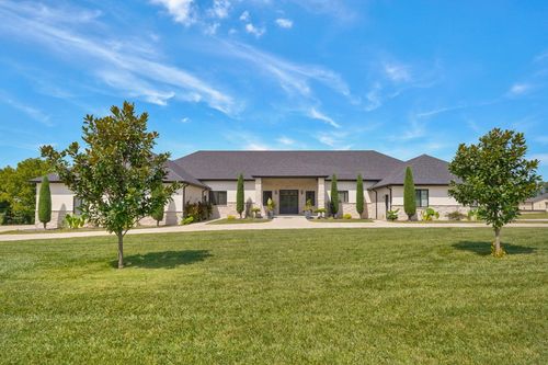 3373 Westwind Dr, Ozark, MO, 65721-6829 | Card Image