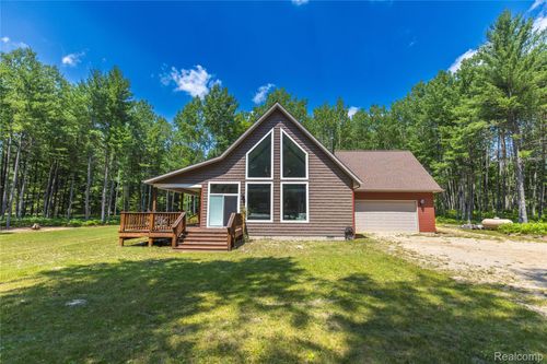 4345 Brenda Ct, Saint Helen, MI, 48656-8220 | Card Image