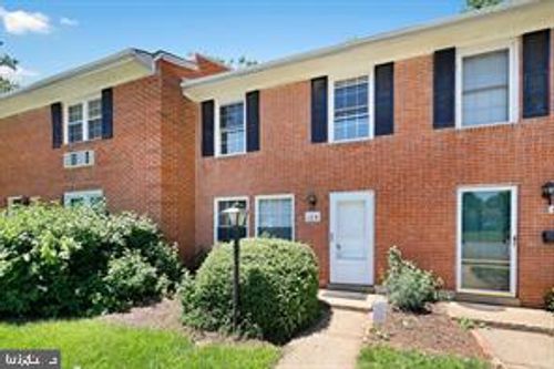 109 N Emory Dr, Sterling, VA, 20164-3117 | Card Image