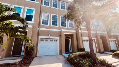 2917 Pointeview Dr, TAMPA, FL, 33611-5343 | Card Image