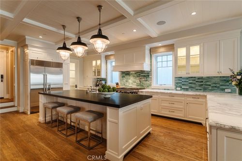 413 7th St, Manhattan Beach, CA, 90266-5615 | Card Image