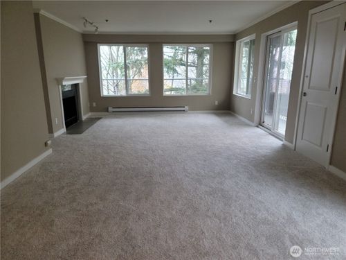 apt-c205-1311 12th Ave S, Seattle, WA, 98144-3472 | Card Image